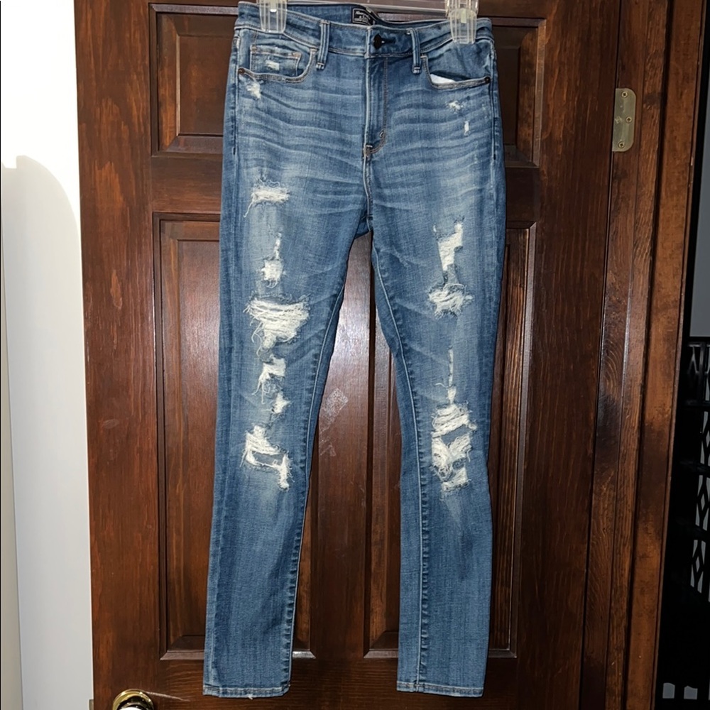 Abercrombie & Fitch Super Skinny Jeans *SIZE 28- 6R*